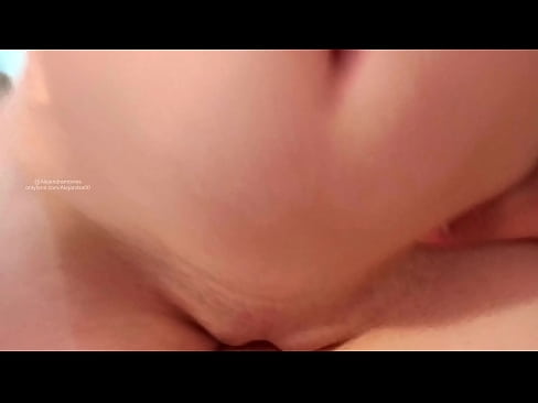 ❤️ ישנה בחדר של אחותי וככה התעוררתי ️ פורנו תוצרת בית אצלנו ❌️